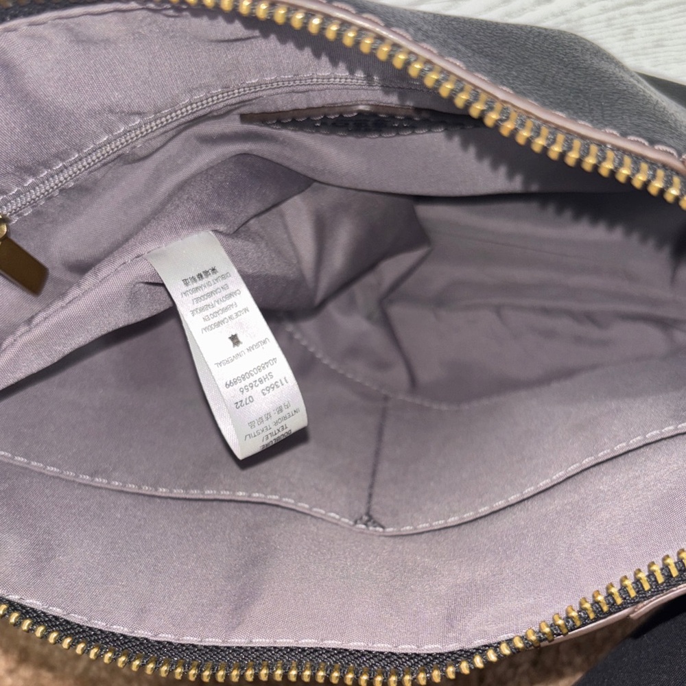 Fossil Black Leather Shoulder Bag - Picture 8 of 11